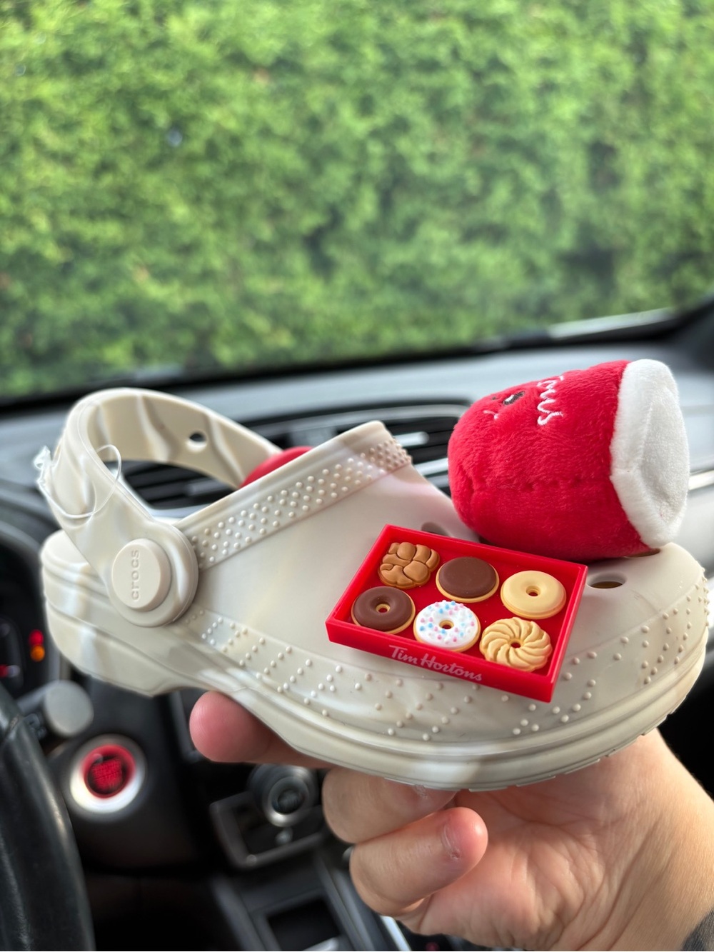 CROCS Tim horton with pocket Cream